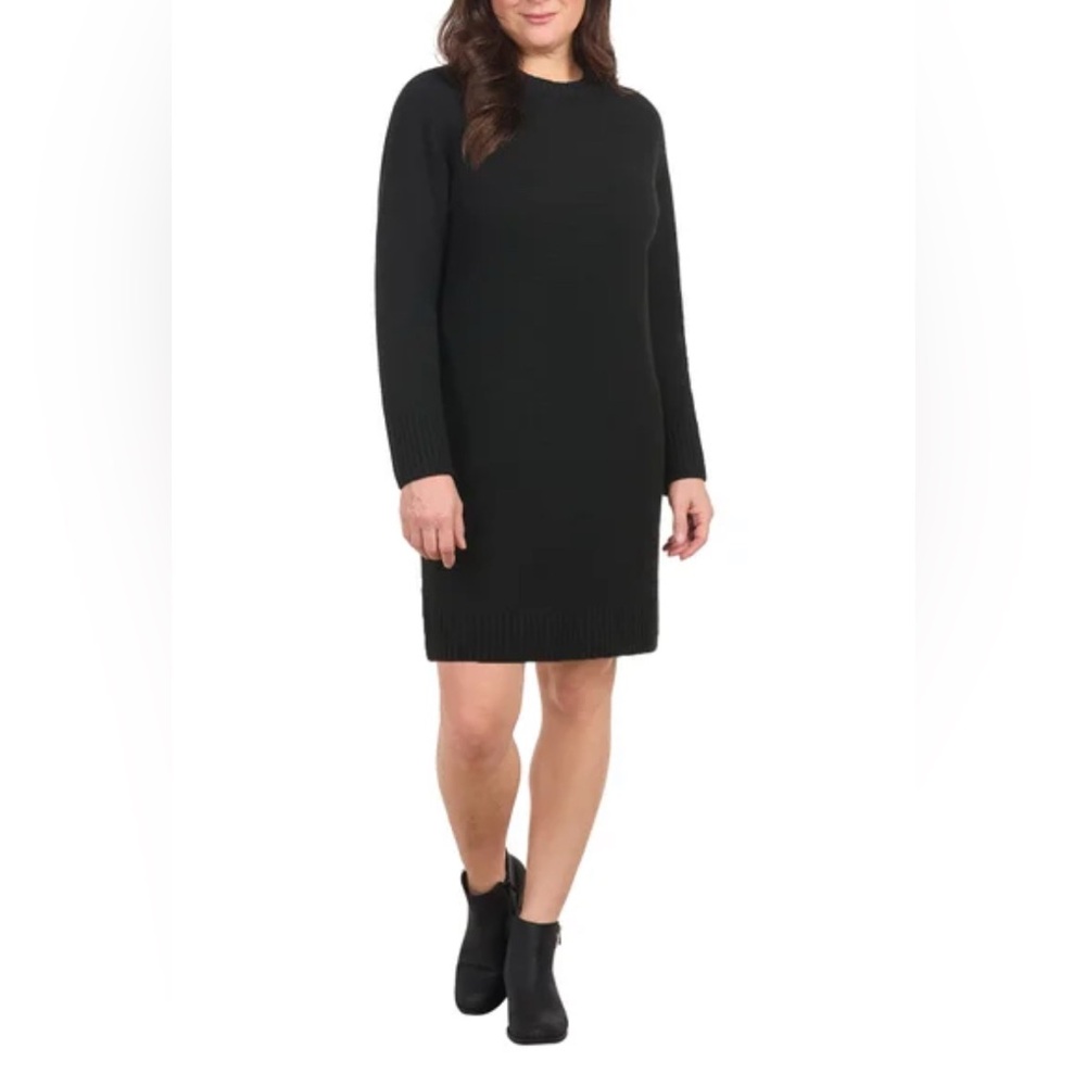 Dalia Knit Sweater Dress – Size Small 🖤✨
NWOT